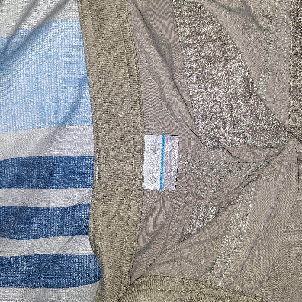 Columbia cargo shorts